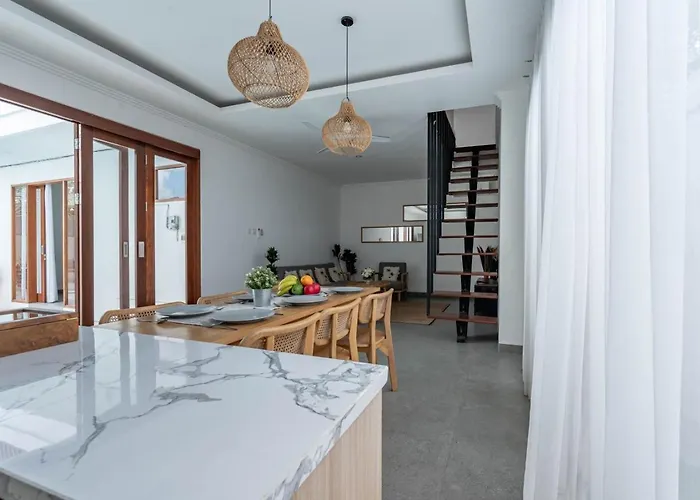 The Rattan House Private 3br Pool Villa, Villa Canggu